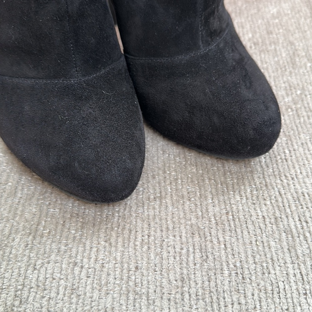 Guess Suede Booties - Picture 8 of 8